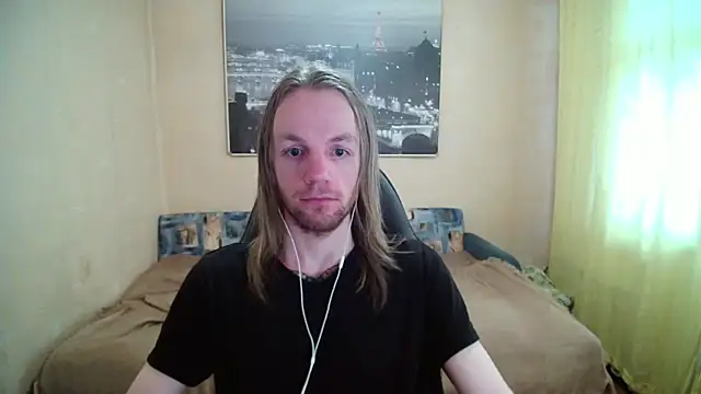 Snapshot of AdamDickens chatting on April 12, 2026, 4:16 am AdamDickens online show from April 12, 2026, 4:16 am