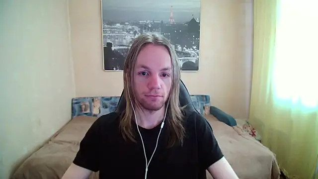 Snapshot of AdamDickens chatting on April 22, 2026, 10:44 am AdamDickens online show from April 22, 2026, 10:44 am
