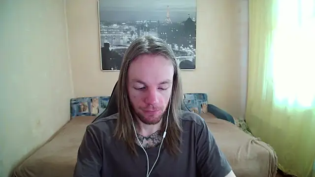Snapshot of AdamDickens chatting on May 1, 2026, 4:50 am AdamDickens online show from May 1, 2026, 4:50 am