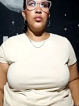 Snapshot of Ivy_horse_ chatting on March 28, 2026, 11:28 pm Ivy horse online show from March 28, 2026, 11:28 pm