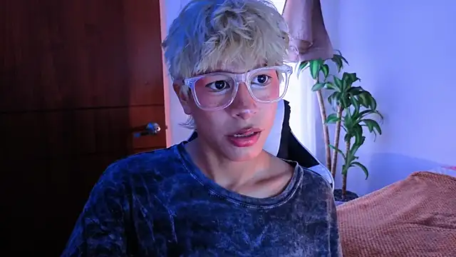 taichi bluy online show from November 5, 2025, 8:23 pm