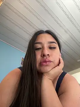 BELLAALEJA online show from September 28, 2025, 7:21 pm