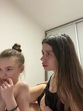 Snapshot of Regina_Sweet054 chatting on February 23, 2026, 12:01 am Regina Sweet054 online show from February 23, 2026, 12:01 am