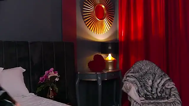 VickiSpice online show from February 7, 2026, 7:44 pm