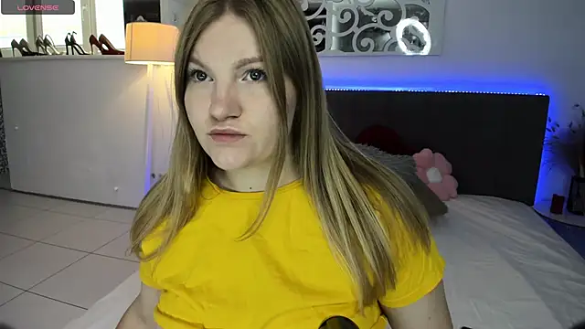 Snapshot of AshleyJoness chatting on September 17, 2025, 4:47 am AshleyJoness online show from September 17, 2025, 4:47 am