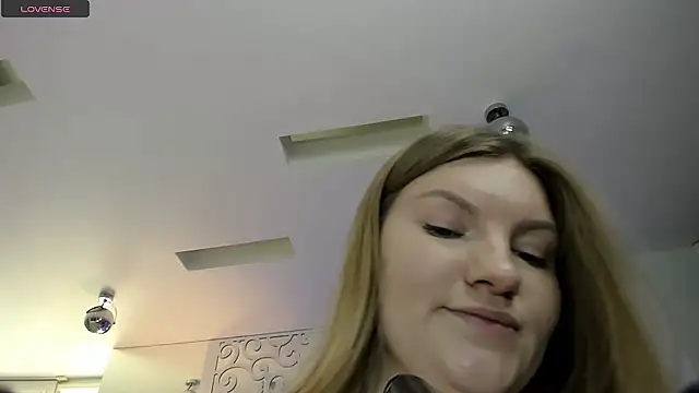 Snapshot of AshleyJoness chatting on September 28, 2025, 5:25 am AshleyJoness online show from September 28, 2025, 5:25 am