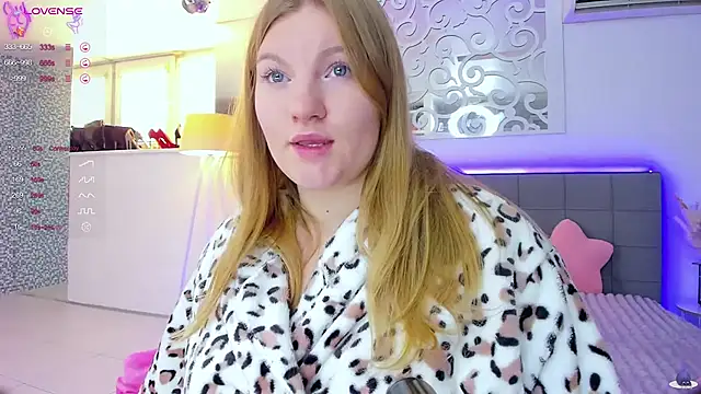 Snapshot of AshleyJoness chatting on November 4, 2025, 6:06 am AshleyJoness online show from November 4, 2025, 6:06 am