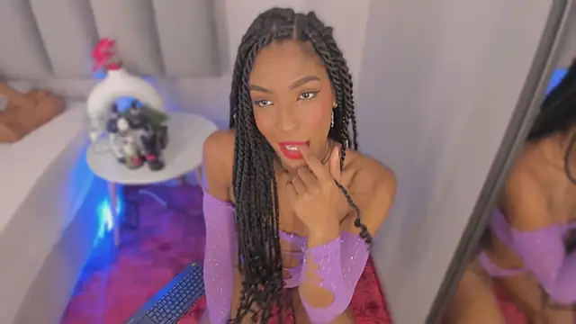 Emely Deluxe online show from October 29, 2025, 11:42 am