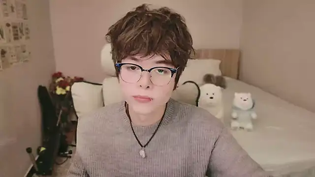 Snapshot of PaulTexx chatting on April 3, 2026, 10:38 pm PaulTexx online show from April 3, 2026, 10:38 pm