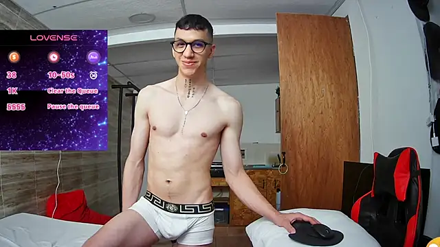 angelicious  online show from November 2, 2025, 1:16 pm