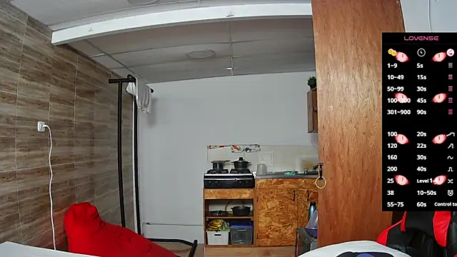 angelicious  online show from October 1, 2025, 12:31 pm