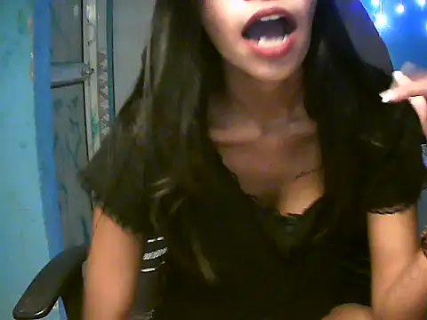 RENUKA RAJPUT online show from March 6, 2026, 8:04 pm