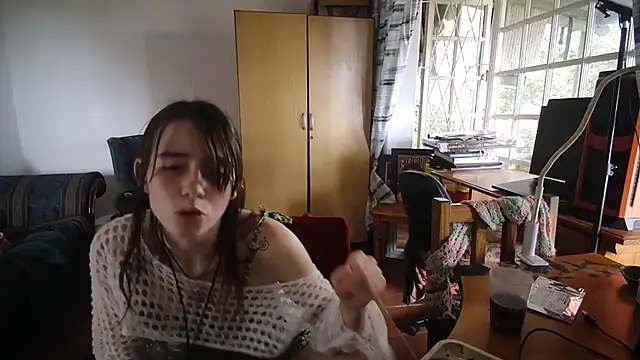 the holy t online show from December 21, 2025, 10:17 am