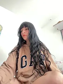 Abril thompson98 online show from September 18, 2025, 6:00 pm