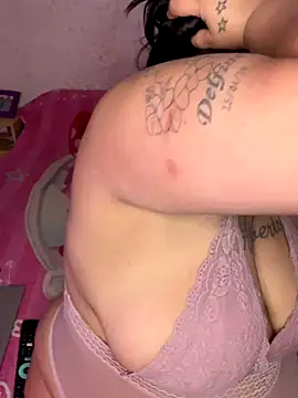 valen1891 online show from December 4, 2025, 12:20 am