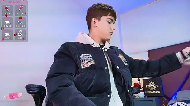 Snapshot of Lucass_love chatting on February 2, 2026, 1:21 pm Lucass love online show from February 2, 2026, 1:21 pm