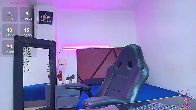 Snapshot of Lucass_love chatting on October 25, 2025, 4:40 pm Lucass love online show from October 25, 2025, 4:40 pm