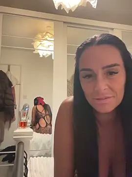 Snapshot of Islaymae_gilf chatting on February 14, 2026, 9:26 pm Islaymae gilf online show from February 14, 2026, 9:26 pm