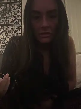 Snapshot of Islaymae_gilf chatting on December 20, 2025, 10:01 pm Islaymae gilf online show from December 20, 2025, 10:01 pm