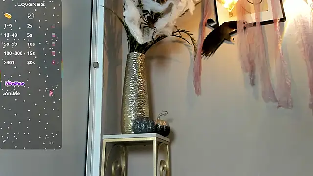 dulce fiore07 online show from November 1, 2025, 12:43 pm