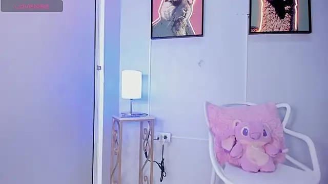 Snapshot of dulce_fiore07 chatting on February 24, 2026, 12:17 pm dulce fiore07 online show from February 24, 2026, 12:17 pm