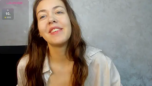 Snapshot of SaraMoren0 chatting on September 14, 2025, 8:15 am SaraMoren0 online show from September 14, 2025, 8:15 am