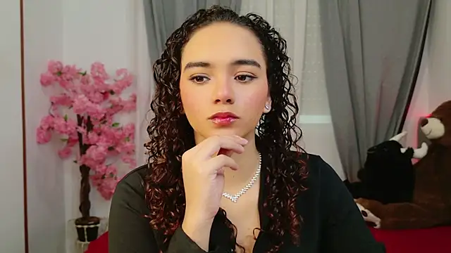 Snapshot of Taylor_Tina chatting on October 8, 2025, 3:35 pm Taylor Tina online show from October 8, 2025, 3:35 pm