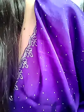 MISS RIYA14 online show from November 4, 2025, 6:06 am