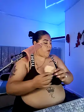 AndreaKinky online show from November 13, 2025, 8:18 am