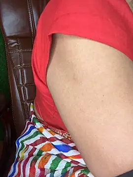 Snapshot of SEXY-SIMI-BHABI chatting on May 12, 2026, 11:05 am SEXY-SIMI-BHABI online show from May 12, 2026, 11:05 am