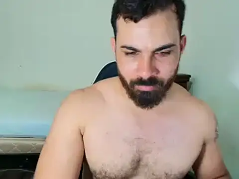 Snapshot of max_love255 chatting on October 17, 2025, 7:37 pm max love255 online show from October 17, 2025, 7:37 pm