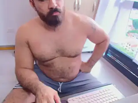 Snapshot of max_love255 chatting on July 4, 2026, 8:35 pm max love255 online show from July 4, 2026, 8:35 pm