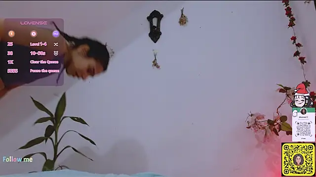 Snapshot of Nocturnawitch chatting on December 2, 2025, 3:47 pm Nocturnawitch online show from December 2, 2025, 3:47 pm