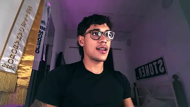 Ryan x online show from November 7, 2025, 12:15 am