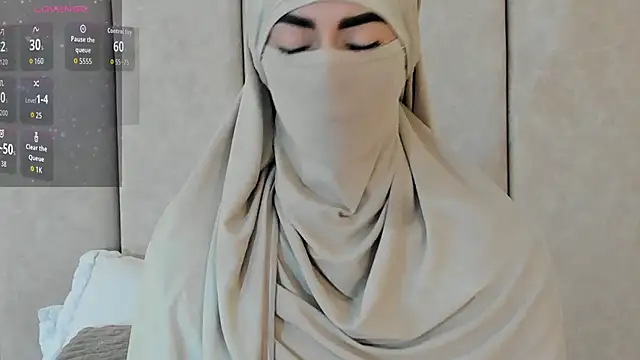 Snapshot of _Zahiira_ chatting on September 18, 2025, 11:35 am Zahiira online show from September 18, 2025, 11:35 am