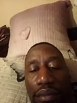 Snapshot of Thasdwn23 chatting on November 4, 2025, 2:32 pm Thasdwn23 online show from November 4, 2025, 2:32 pm