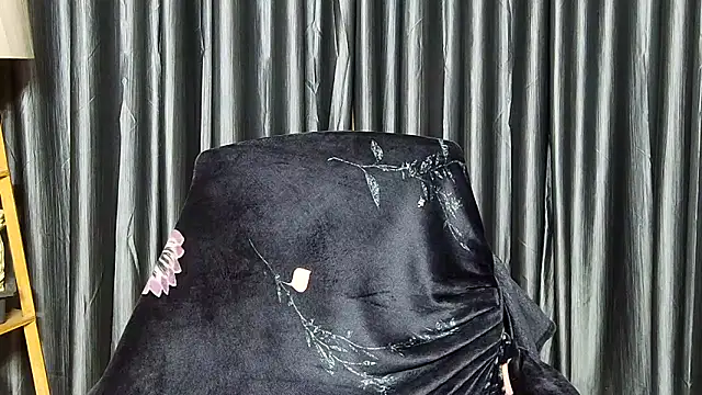 Snapshot of Webrowncouple chatting on October 12, 2025, 6:15 am Webrowncouple online show from October 12, 2025, 6:15 am