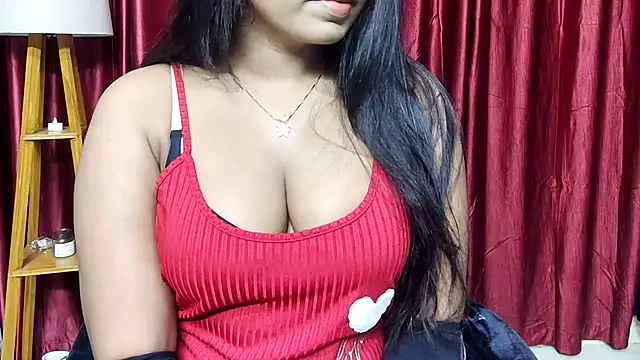 Snapshot of Webrowncouple chatting on October 25, 2025, 8:24 am Webrowncouple online show from October 25, 2025, 8:24 am