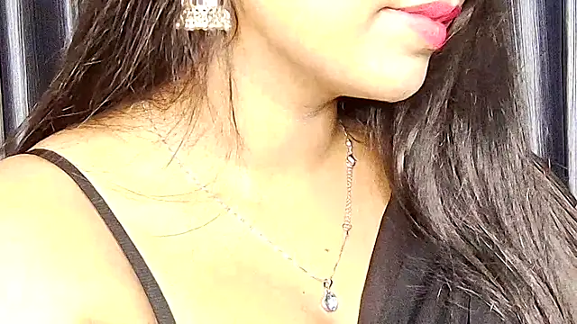 Snapshot of Webrowncouple chatting on November 30, 2025, 8:20 pm Webrowncouple online show from November 30, 2025, 8:20 pm