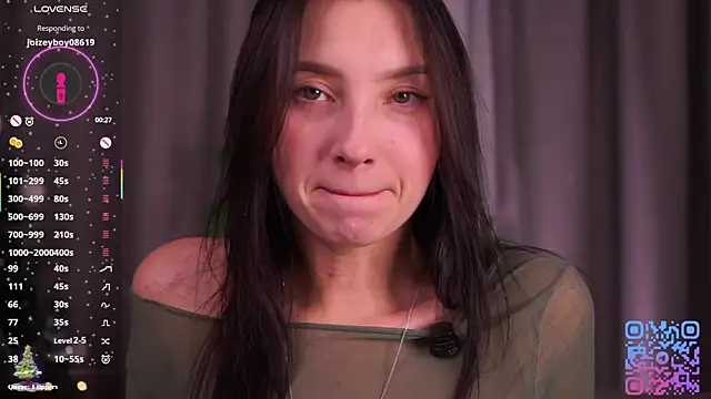 Snapshot of DaisyBlaze chatting on January 6, 2026, 4:27 am DaisyBlaze online show from January 6, 2026, 4:27 am