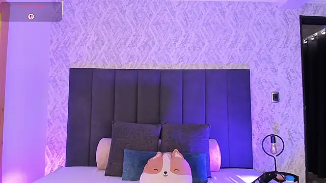 Snapshot of dana_hazze chatting on November 7, 2025, 7:40 pm dana hazze online show from November 7, 2025, 7:40 pm