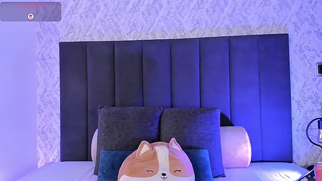 Snapshot of dana_hazze chatting on November 8, 2025, 3:48 pm dana hazze online show from November 8, 2025, 3:48 pm