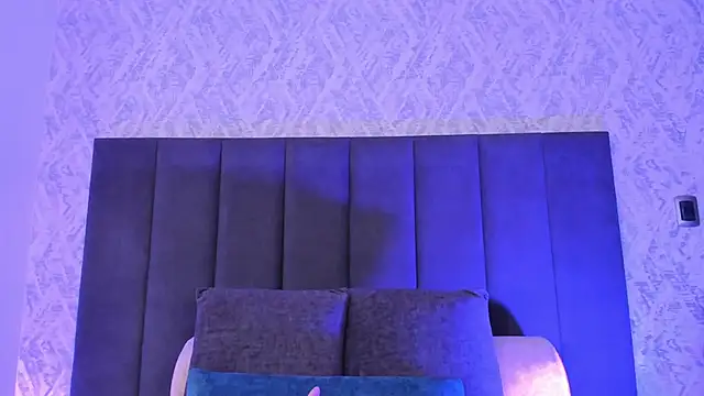 Snapshot of dana_hazze chatting on November 25, 2025, 9:04 pm dana hazze online show from November 25, 2025, 9:04 pm