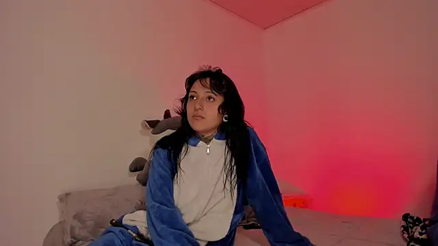 Snapshot of lola_n_apolo chatting on September 13, 2025, 3:17 am lola n apolo online show from September 13, 2025, 3:17 am