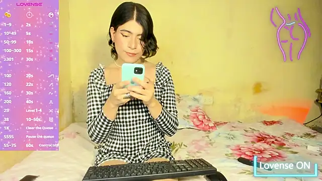 xxxEmmaxx online show from September 11, 2025, 5:29 am