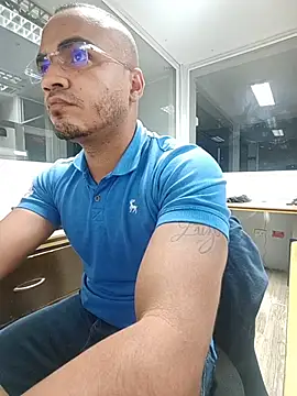 SanChacal5694 online show from January 13, 2026, 10:57 pm