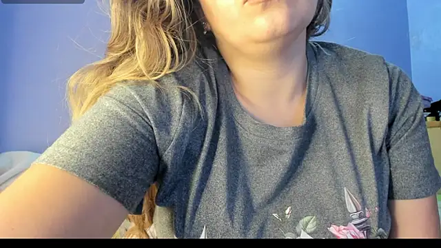 Snapshot of Noortaheri88 chatting on November 2, 2025, 3:55 am Noortaheri88 online show from November 2, 2025, 3:55 am