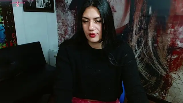 Snapshot of gigi_gilt_ chatting on May 3, 2026, 4:32 pm gigi gilt online show from May 3, 2026, 4:32 pm