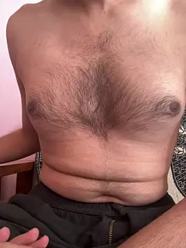 Snapshot of Ronnier794 chatting on March 16, 2026, 5:04 am Ronnier794 online show from March 16, 2026, 5:04 am