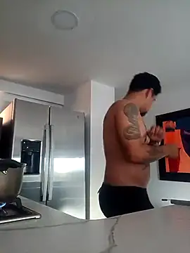 Maximo cum27 online show from March 26, 2026, 9:24 pm
